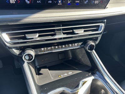 2025 Chevrolet Traverse AWD LT