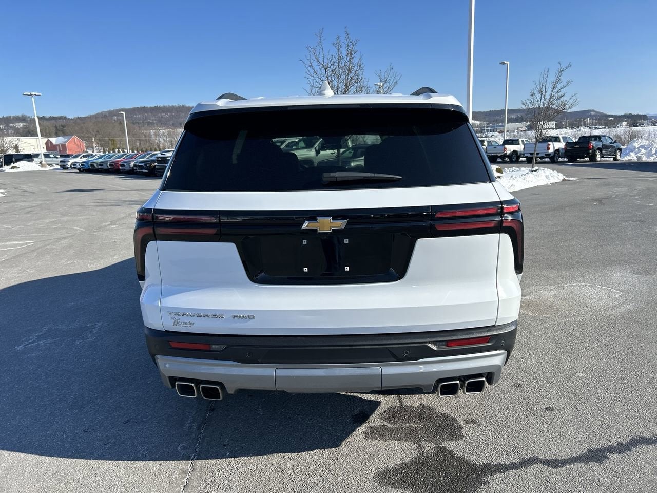 2025 Chevrolet Traverse AWD LT