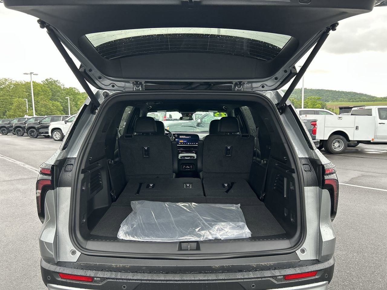 2025 Chevrolet Traverse AWD LT