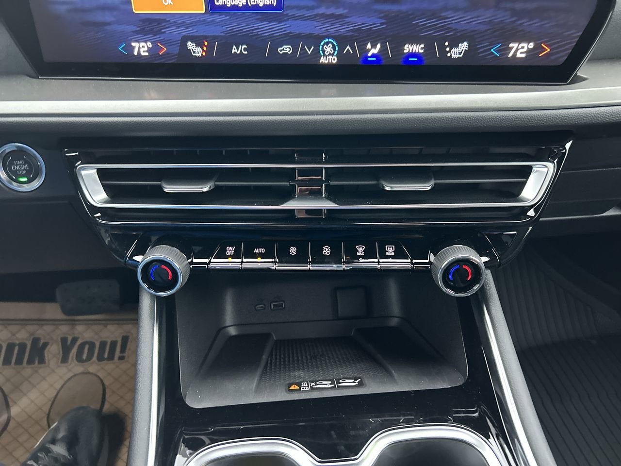 2025 Chevrolet Traverse AWD LT