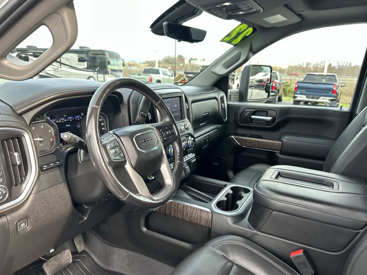 2022 GMC Sierra 2500HD Denali