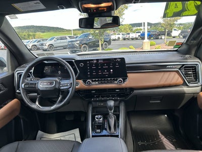 2024 GMC Canyon 4WD AT4