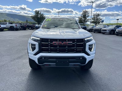 2024 GMC Canyon 4WD AT4