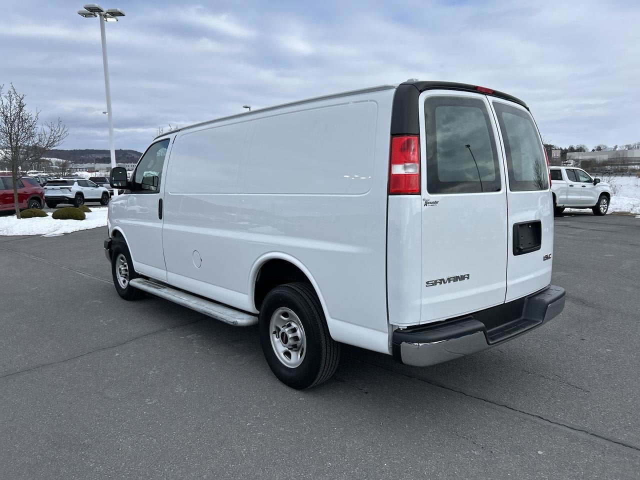 2024 GMC Savana Cargo Van 1WT