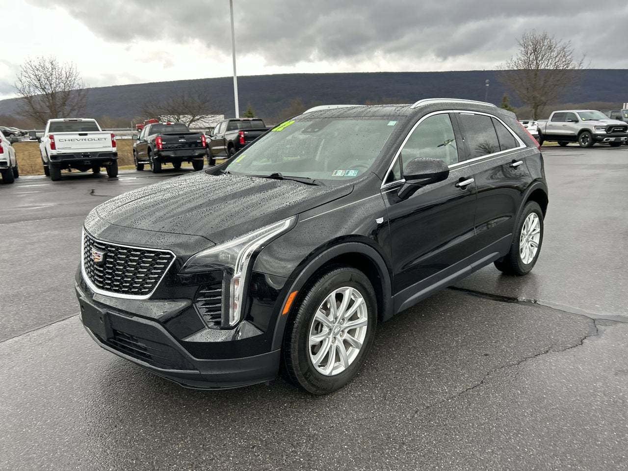 2022 Cadillac XT4 AWD Luxury