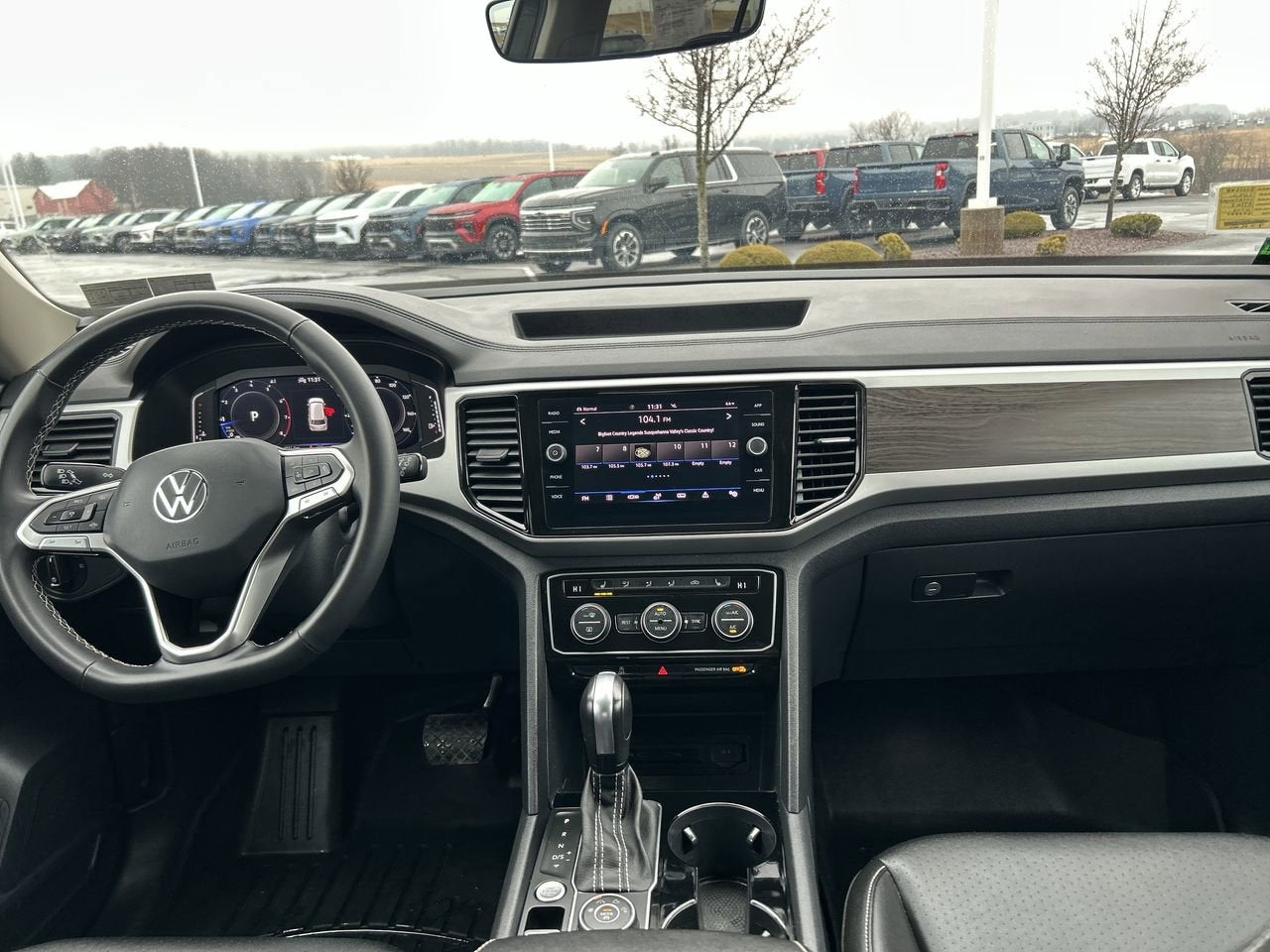 2022 Volkswagen Atlas 3.6L V6 SE w/Technology