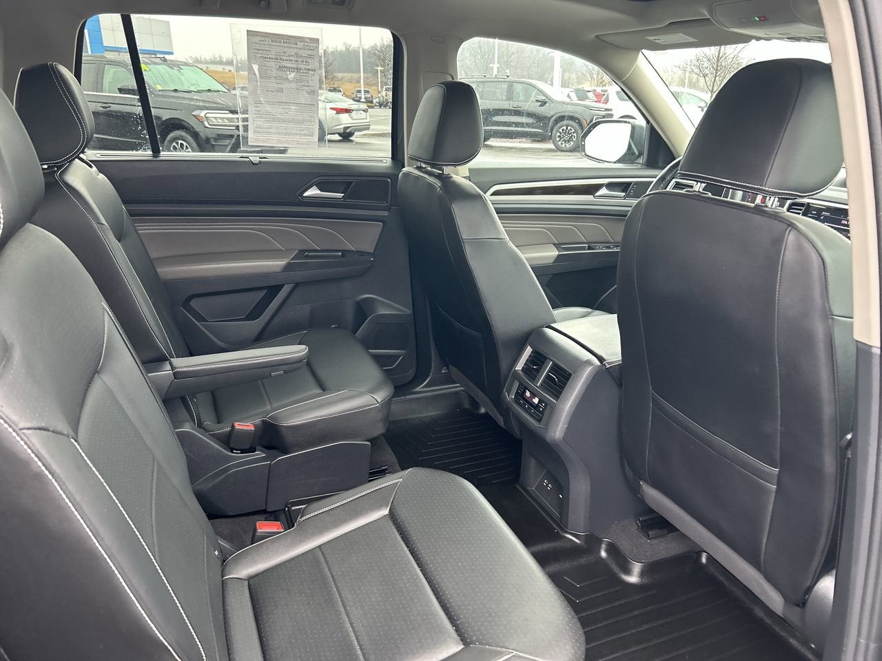 2022 Volkswagen Atlas 3.6L V6 SE w/Technology