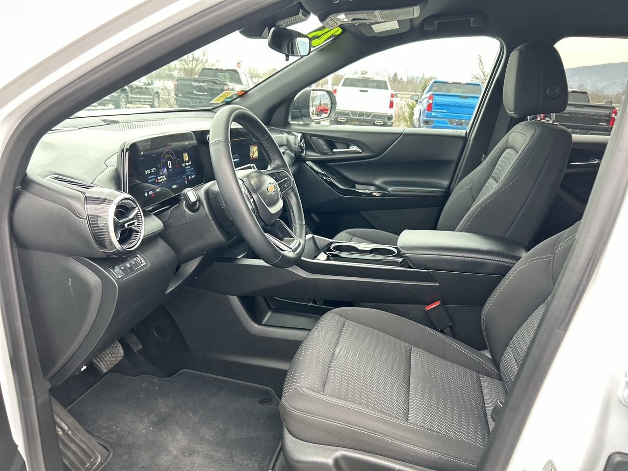 2025 Chevrolet Equinox AWD LT