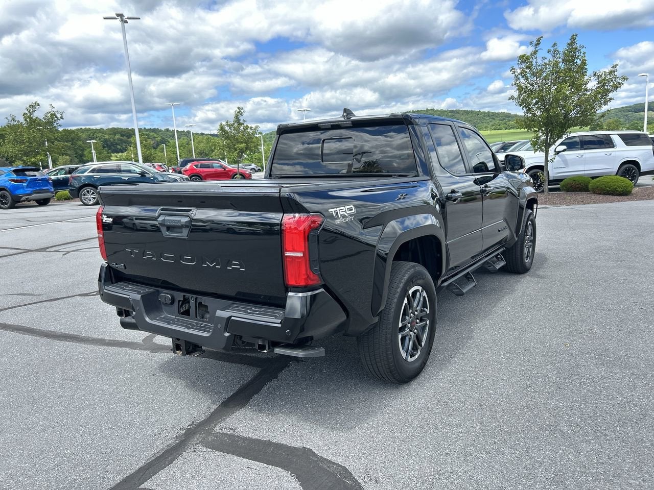 2024 Toyota Tacoma 4WD SR5