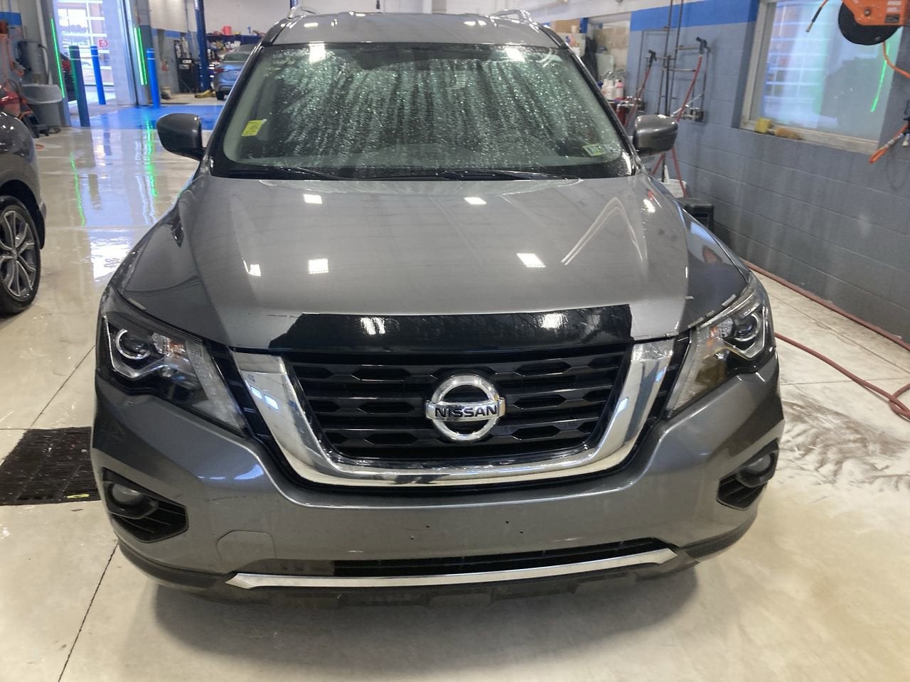 2020 Nissan Pathfinder SV