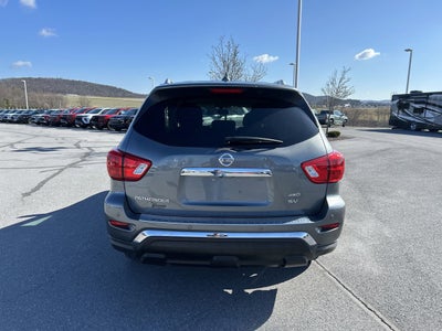 2020 Nissan Pathfinder SV