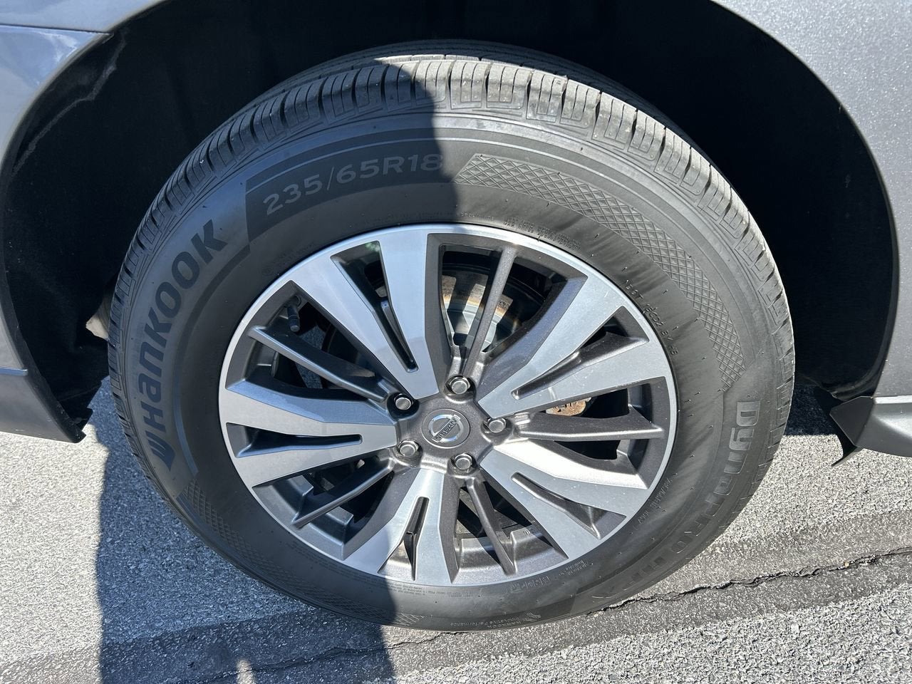 2020 Nissan Pathfinder SV