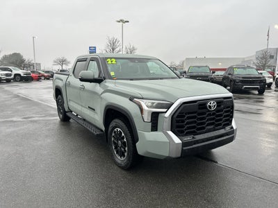 2022 Toyota Tundra 4WD SR5
