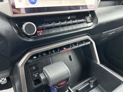 2022 Toyota Tundra 4WD SR5