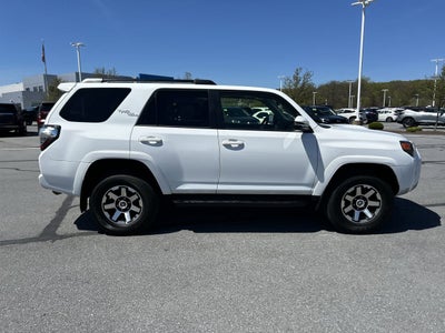 2024 Toyota 4Runner TRD Off Road