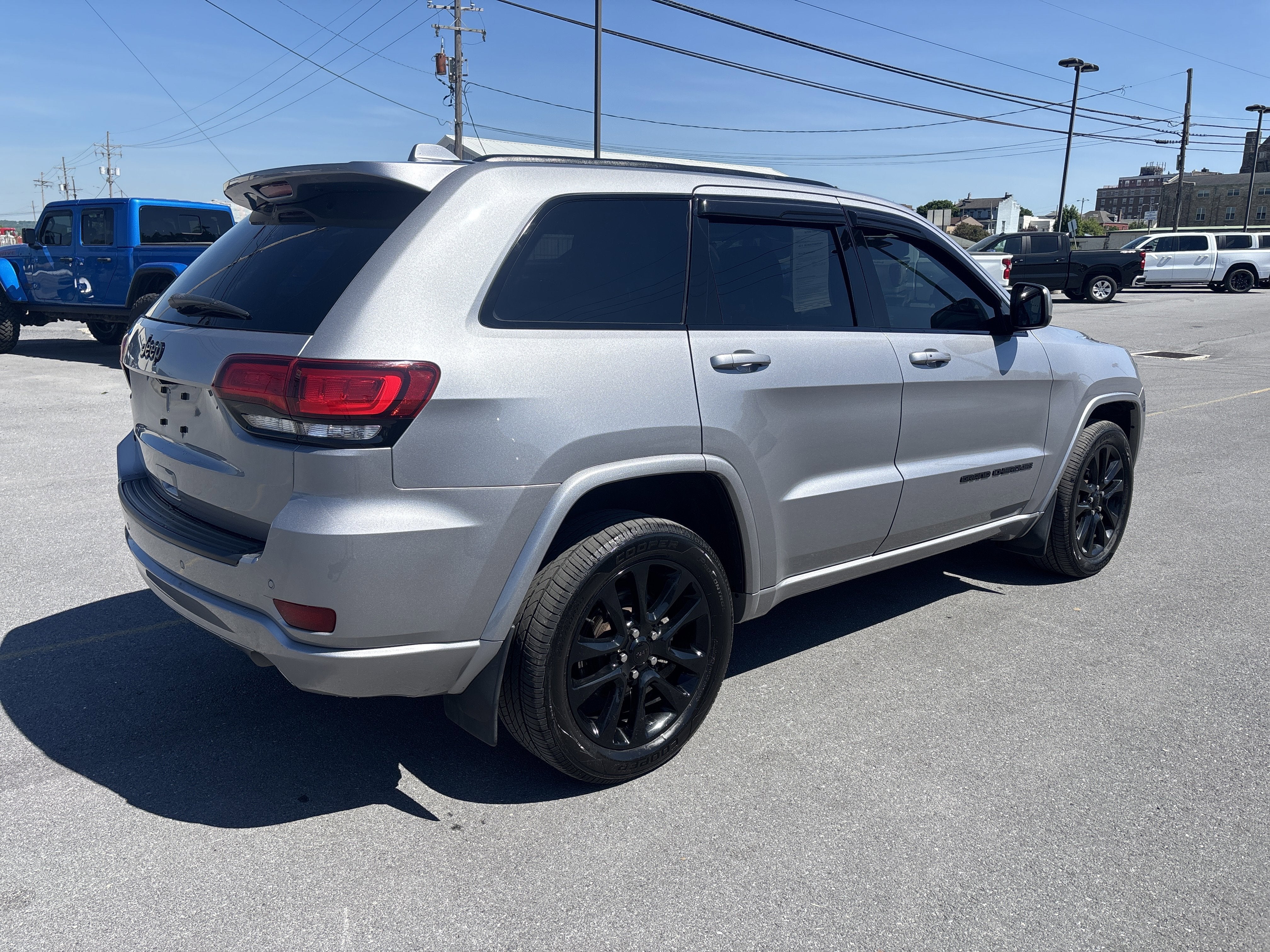 2021 Jeep Grand Cherokee Laredo X