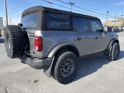 2022 Ford Bronco Base