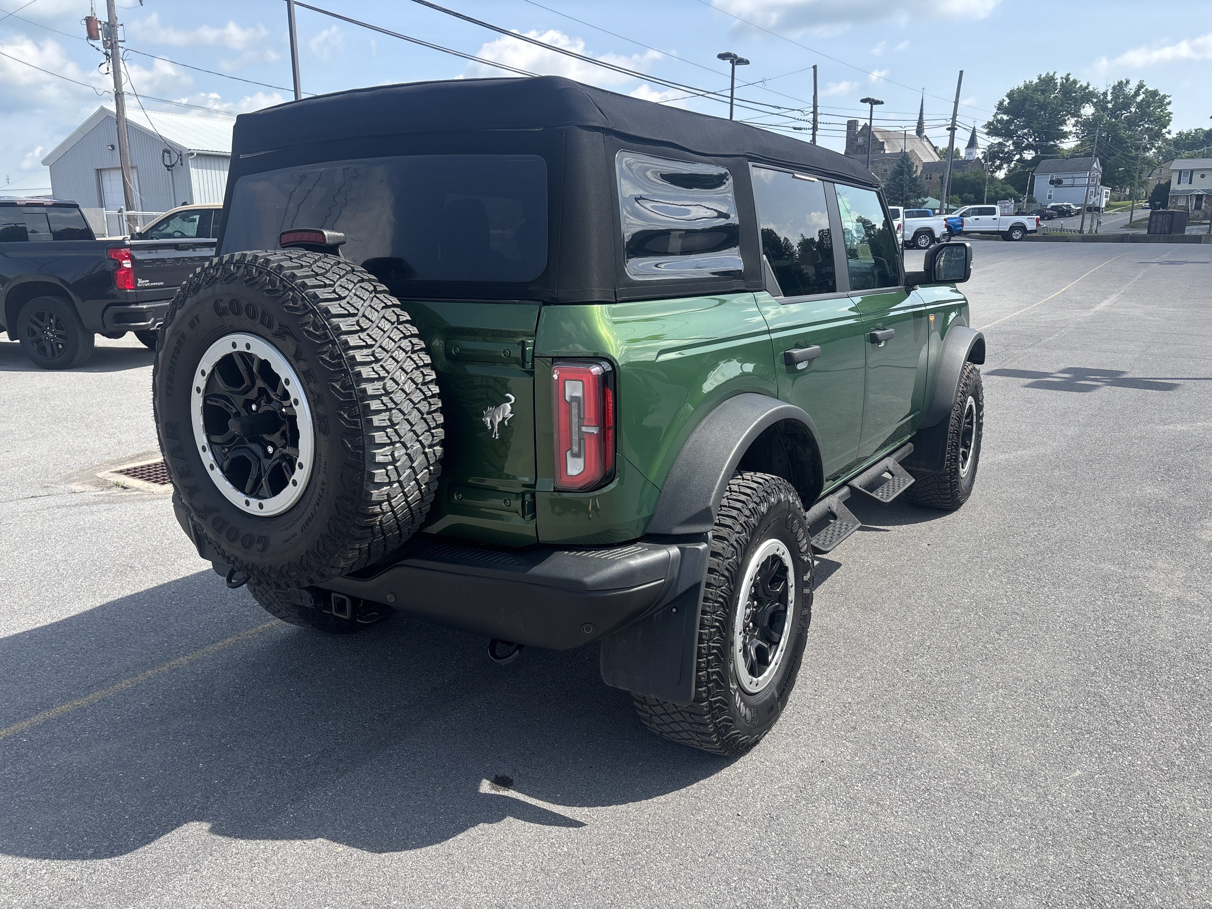 2023 Ford Bronco Base