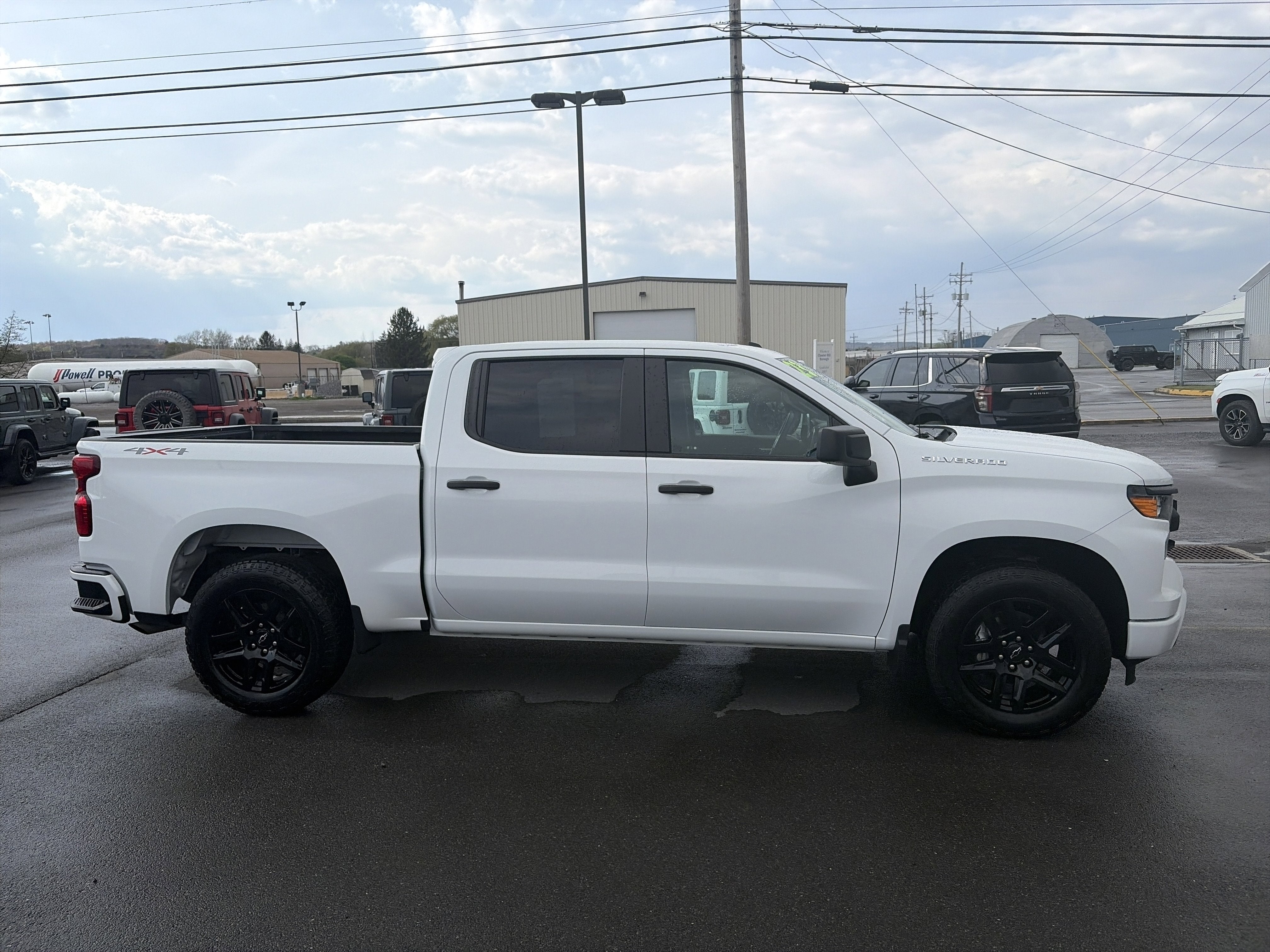2023 Chevrolet Silverado 1500 Custom