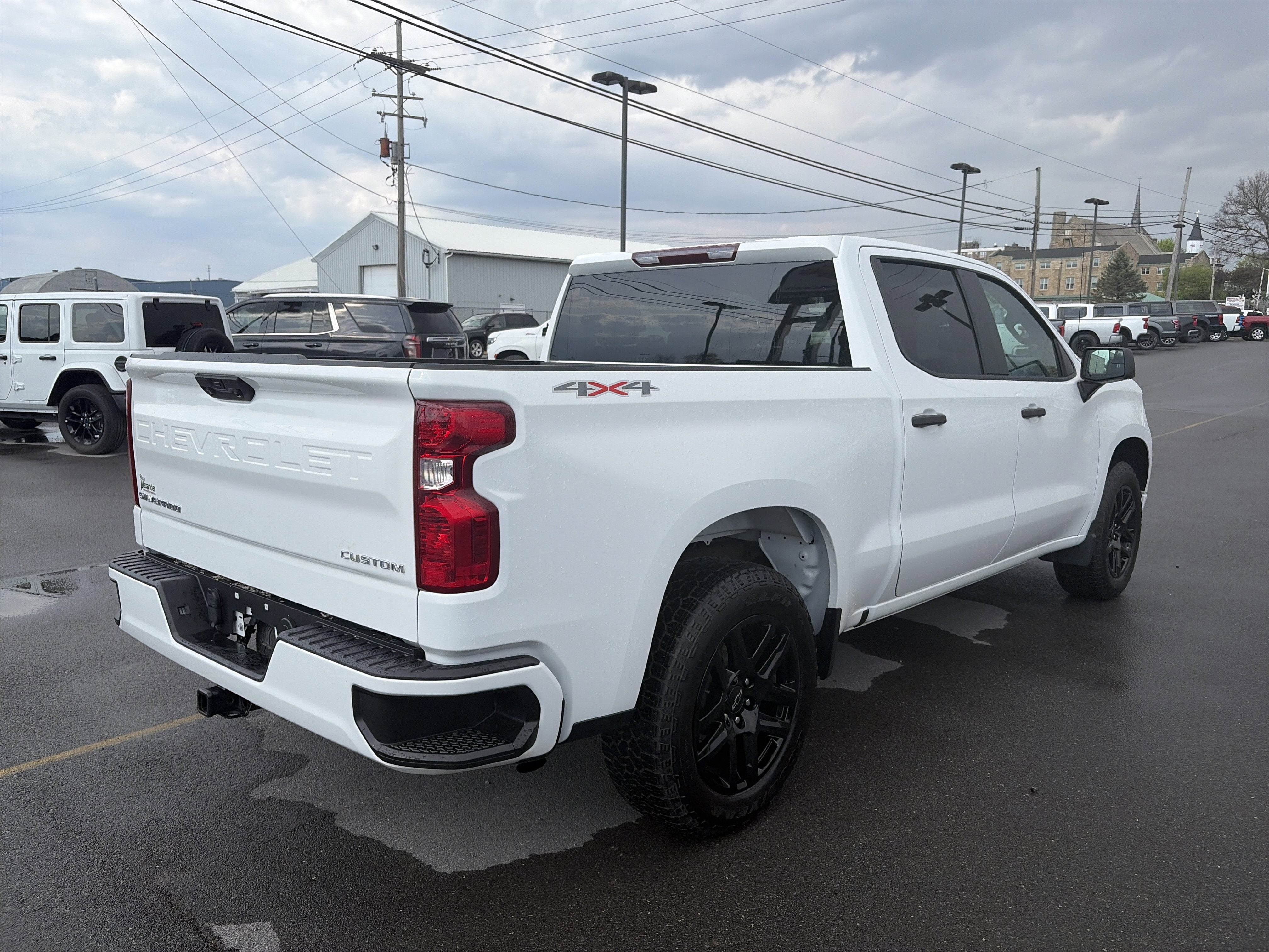 2023 Chevrolet Silverado 1500 Custom