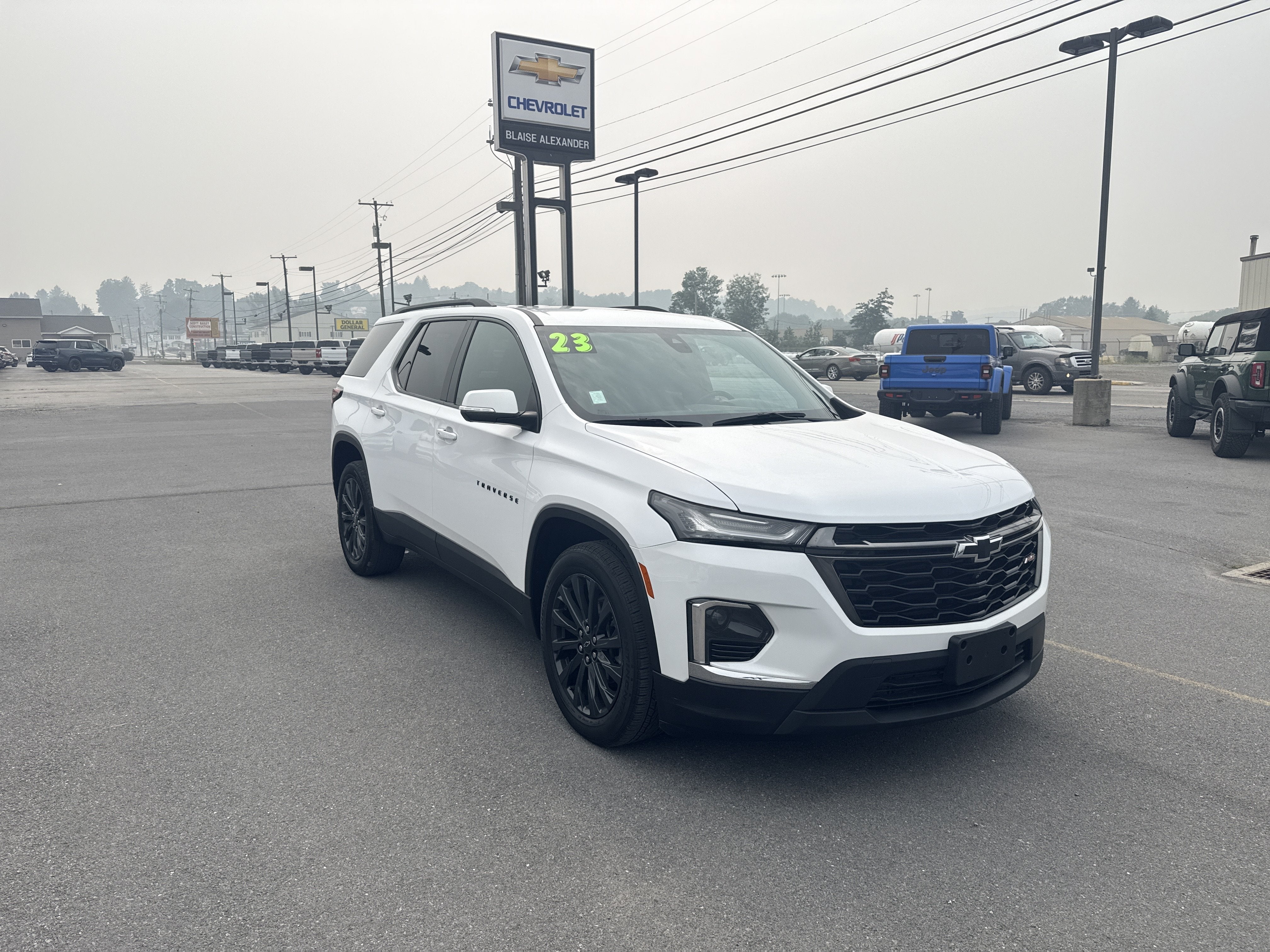 2023 Chevrolet Traverse RS