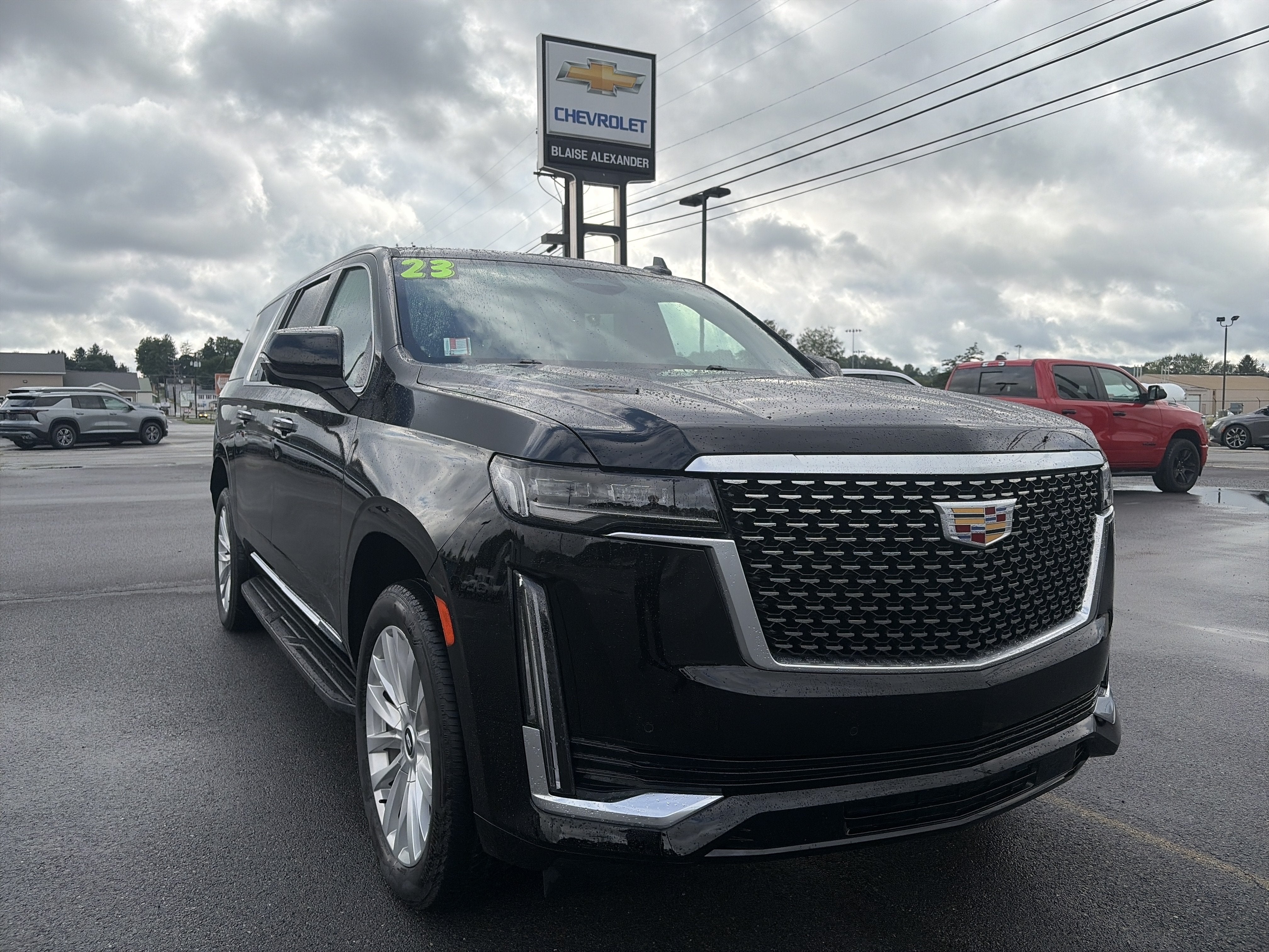 2023 Cadillac Escalade ESV 4WD Luxury