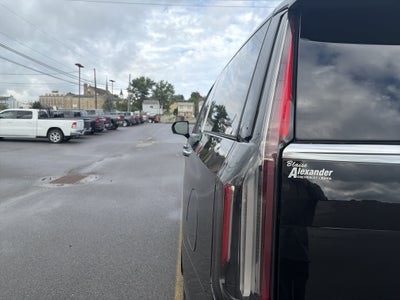 2023 Cadillac Escalade ESV 4WD Luxury