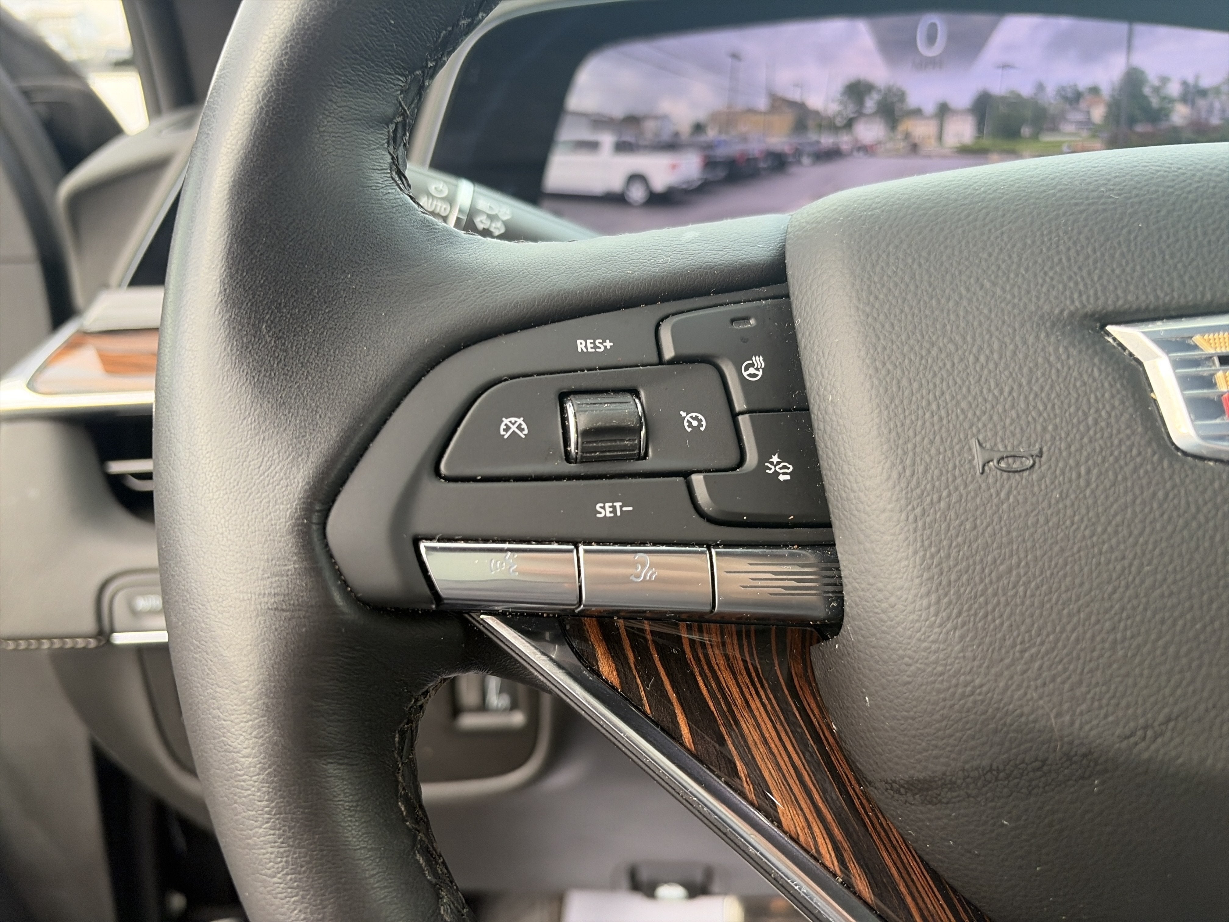 2023 Cadillac Escalade ESV 4WD Luxury