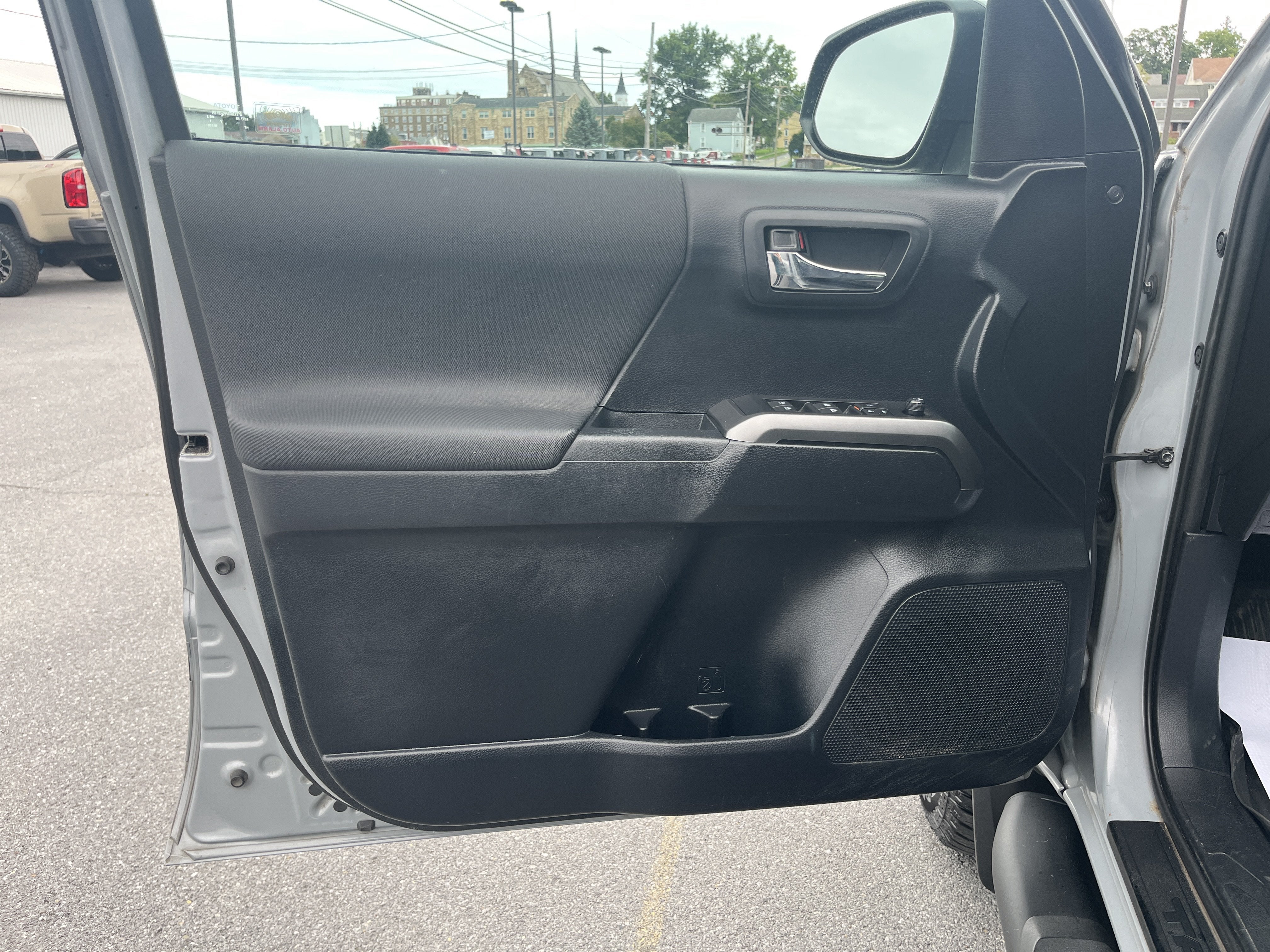 2019 Toyota Tacoma 4WD SR