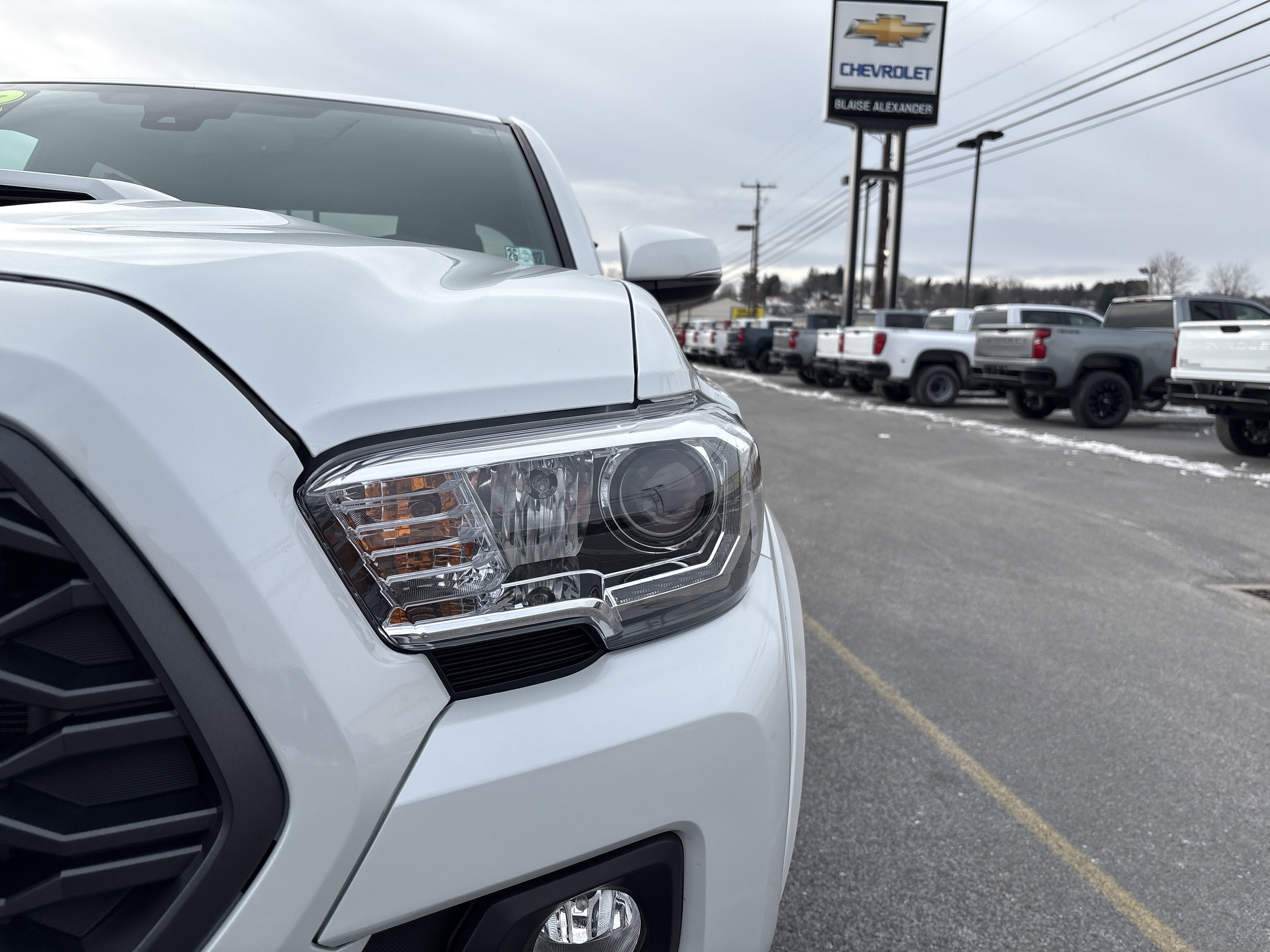 2023 Toyota Tacoma 4WD SR