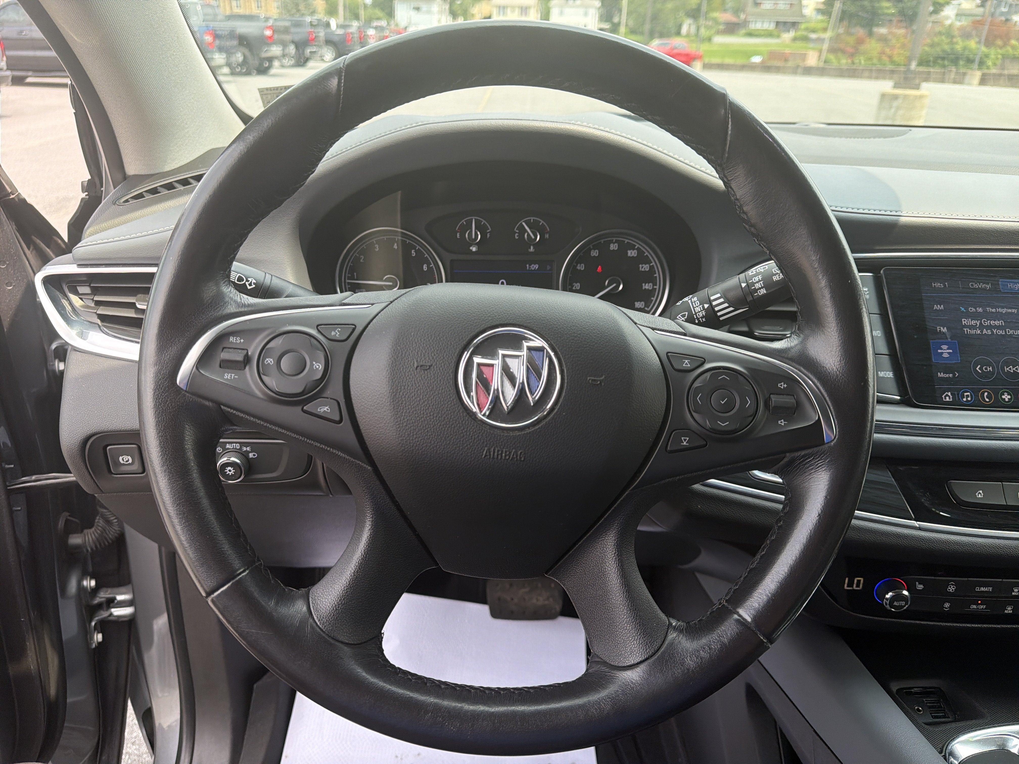 2021 Buick Enclave Essence