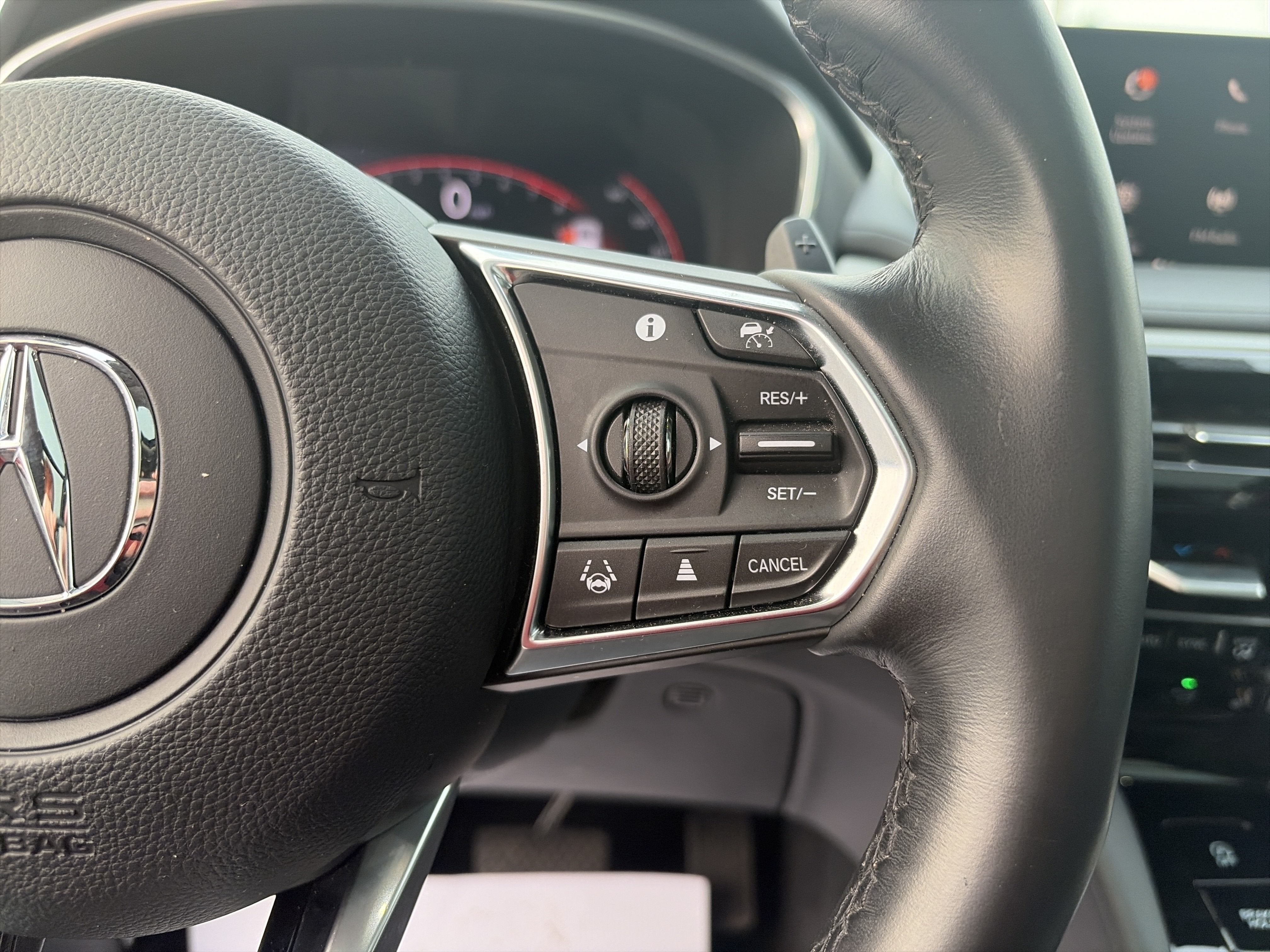 2023 Acura MDX w/Technology Package