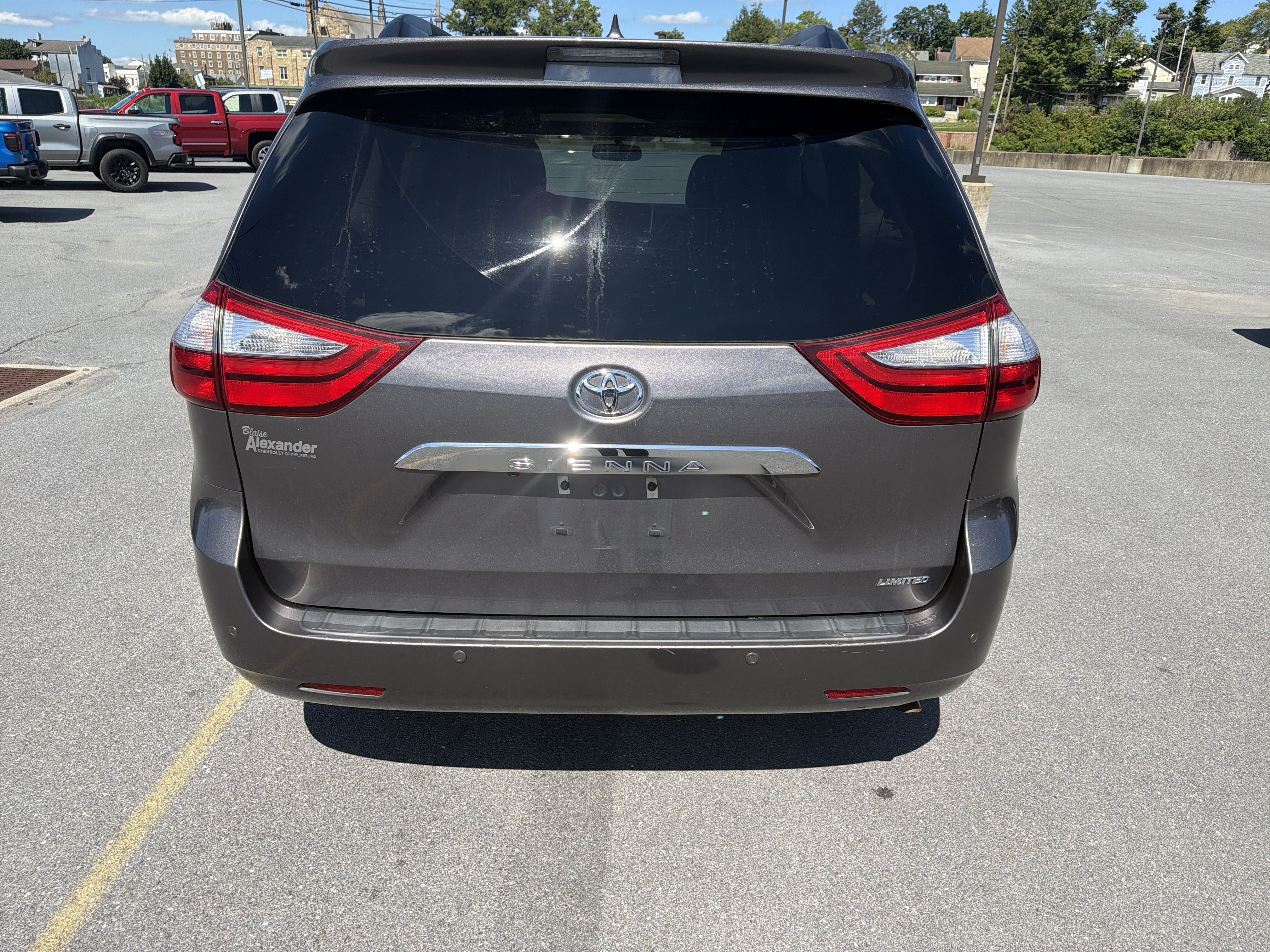 2017 Toyota Sienna XLE Auto Access Seat