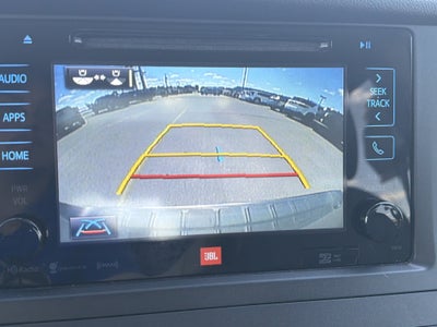 2017 Toyota Sienna XLE Auto Access Seat