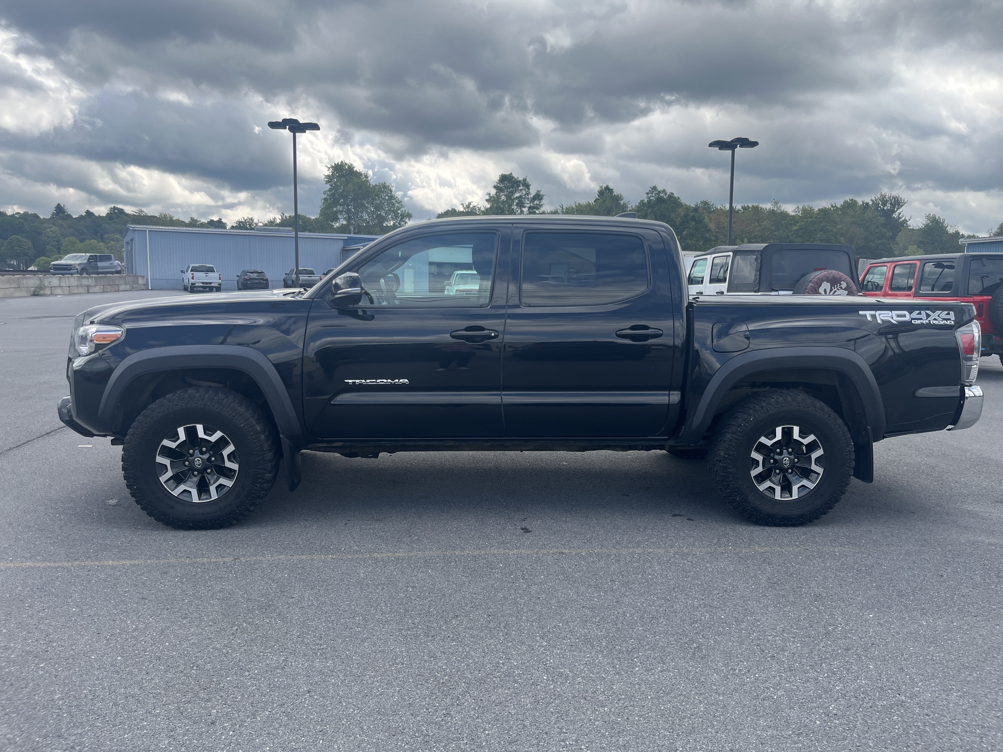 2020 Toyota Tacoma 4WD SR5