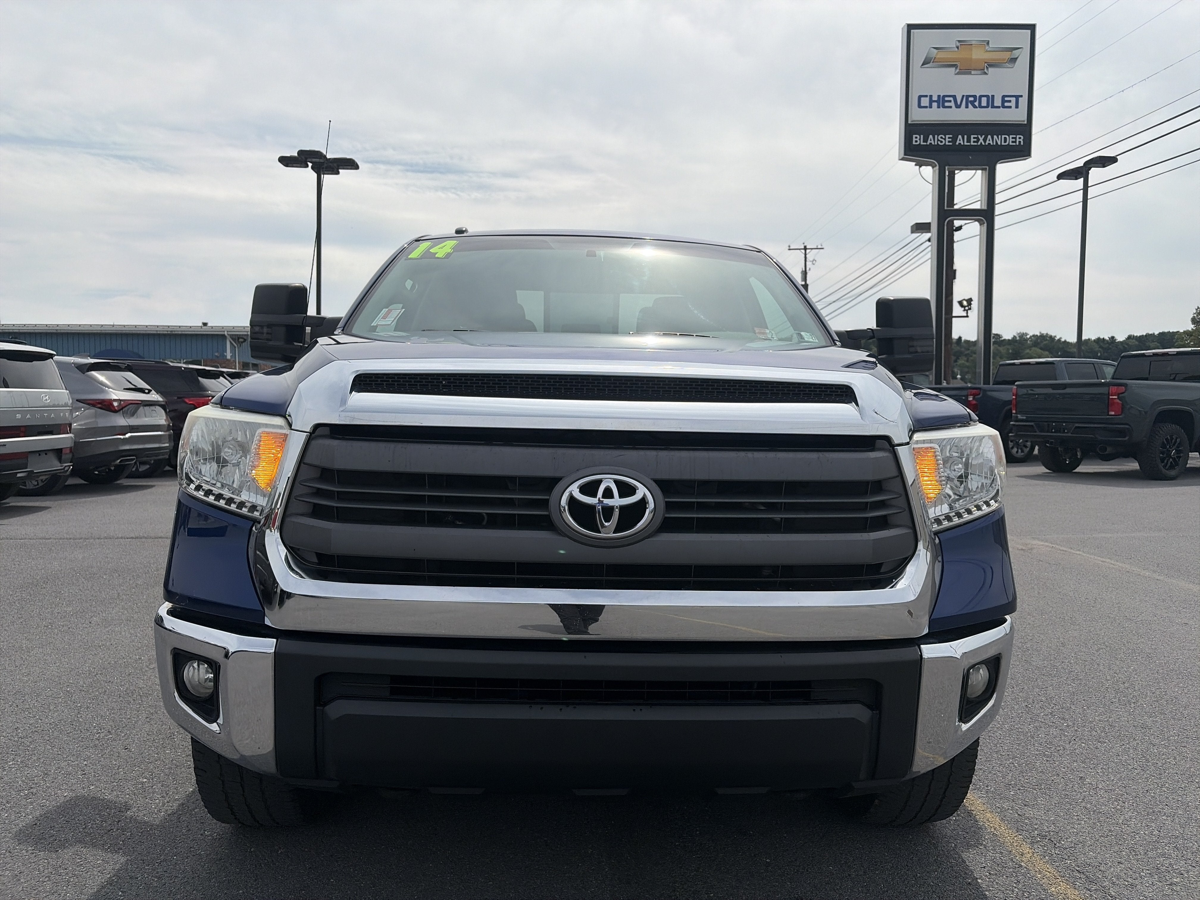 2014 Toyota Tundra 4WD Truck SR