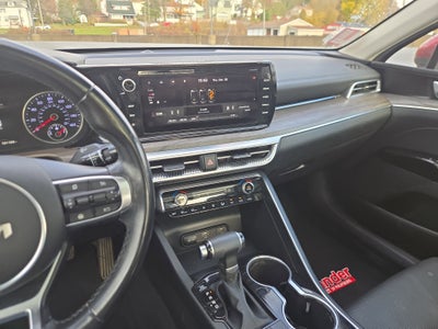 2022 Kia K5 EX