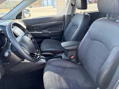 2025 Mitsubishi Outlander Sport S