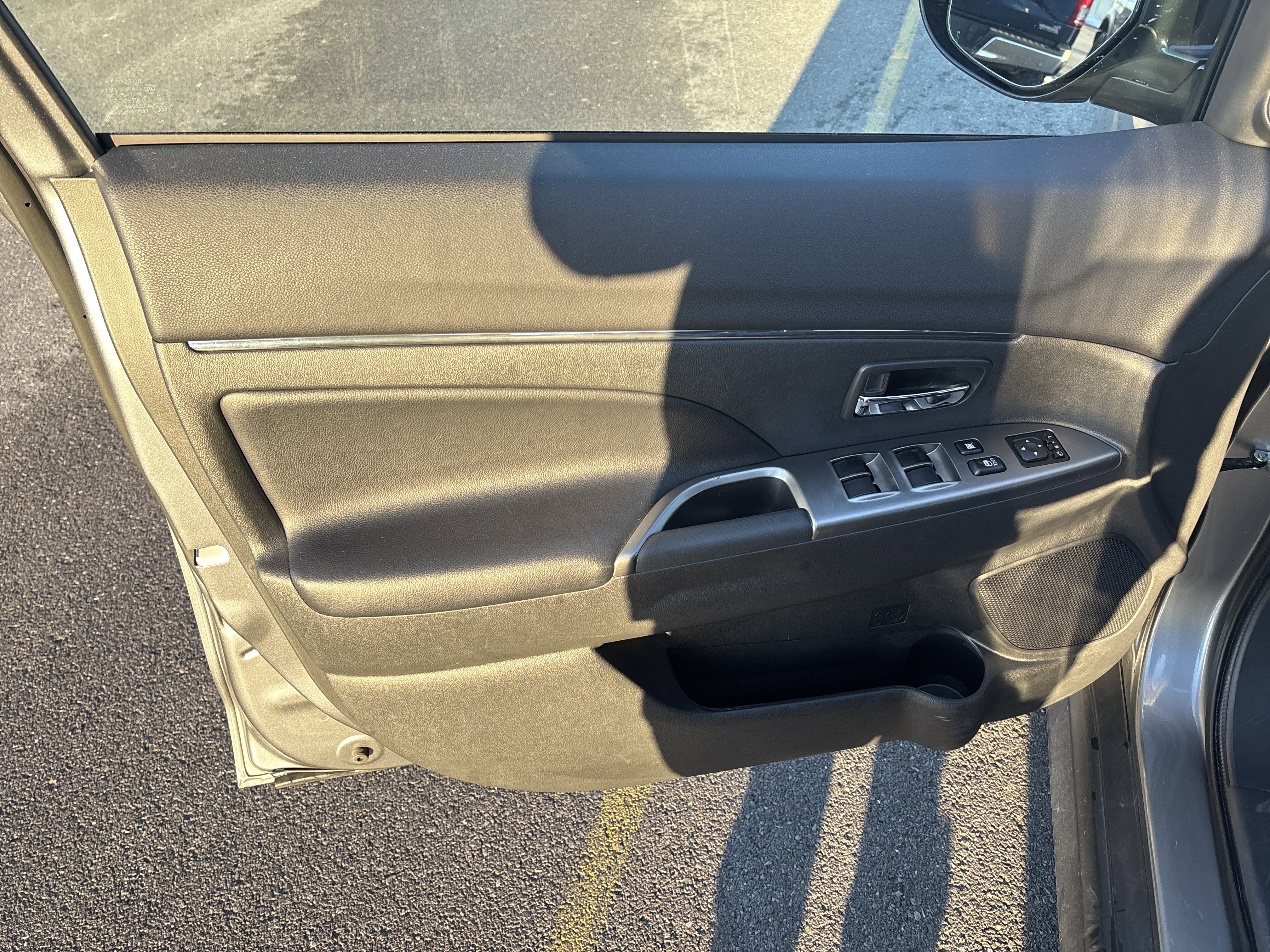 2025 Mitsubishi Outlander Sport S