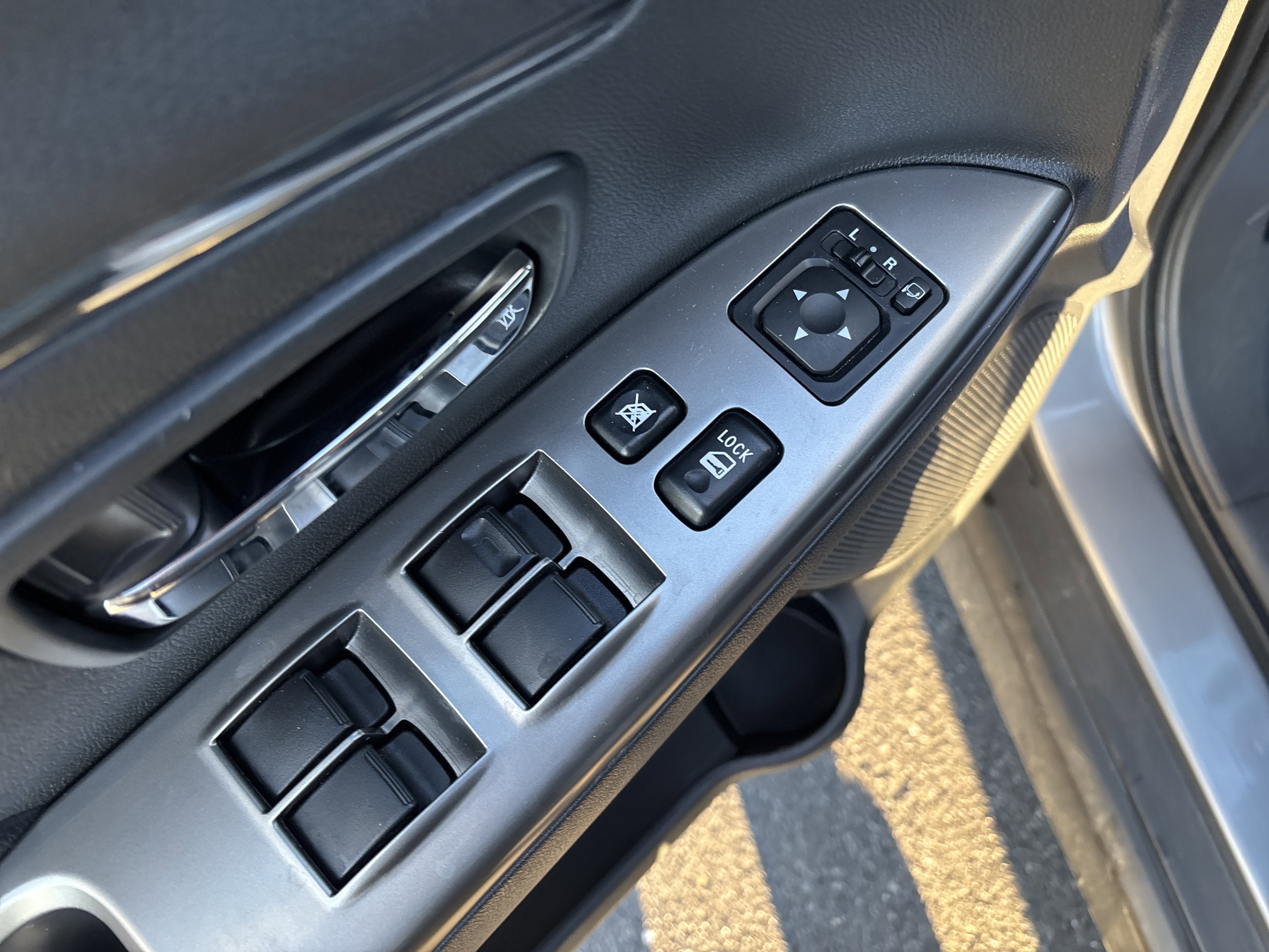 2025 Mitsubishi Outlander Sport S