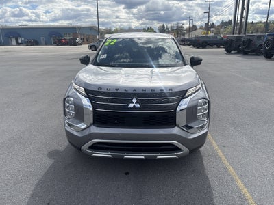 2022 Mitsubishi Outlander SE