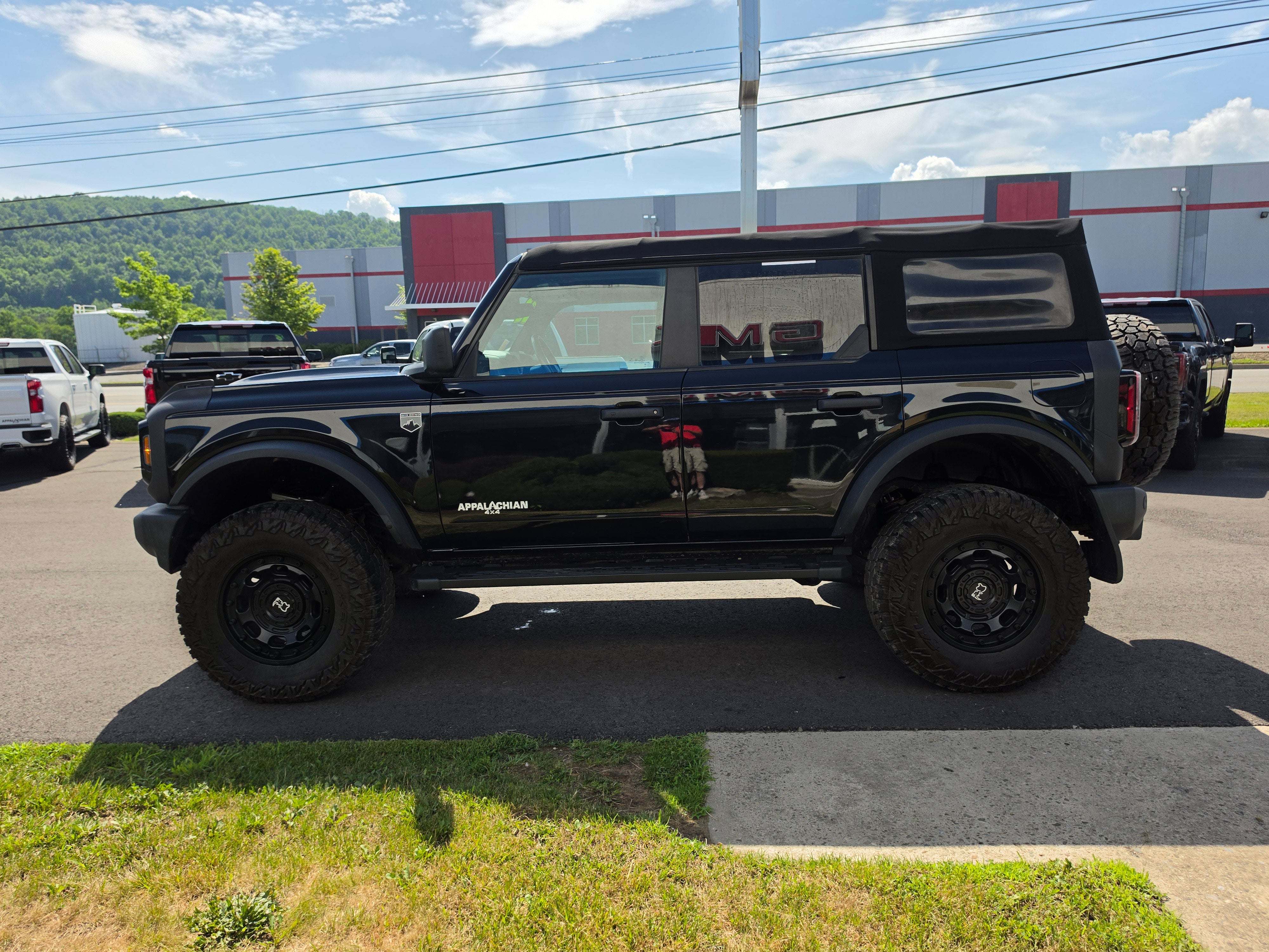 2022 Ford Bronco Base