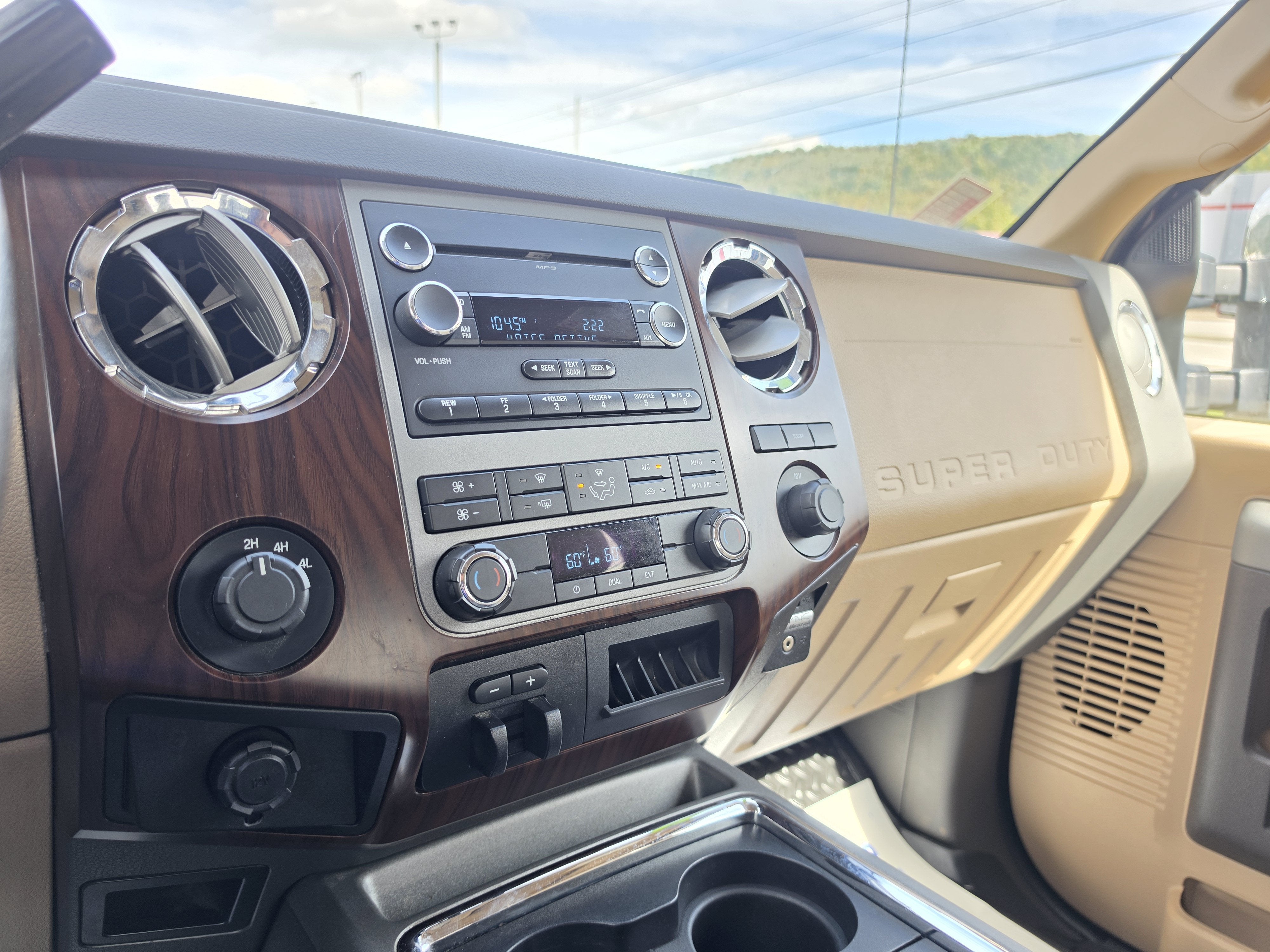 2011 Ford Super Duty F-350 DRW XL