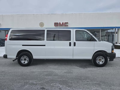 2024 Chevrolet Express Passenger 3500 1LS