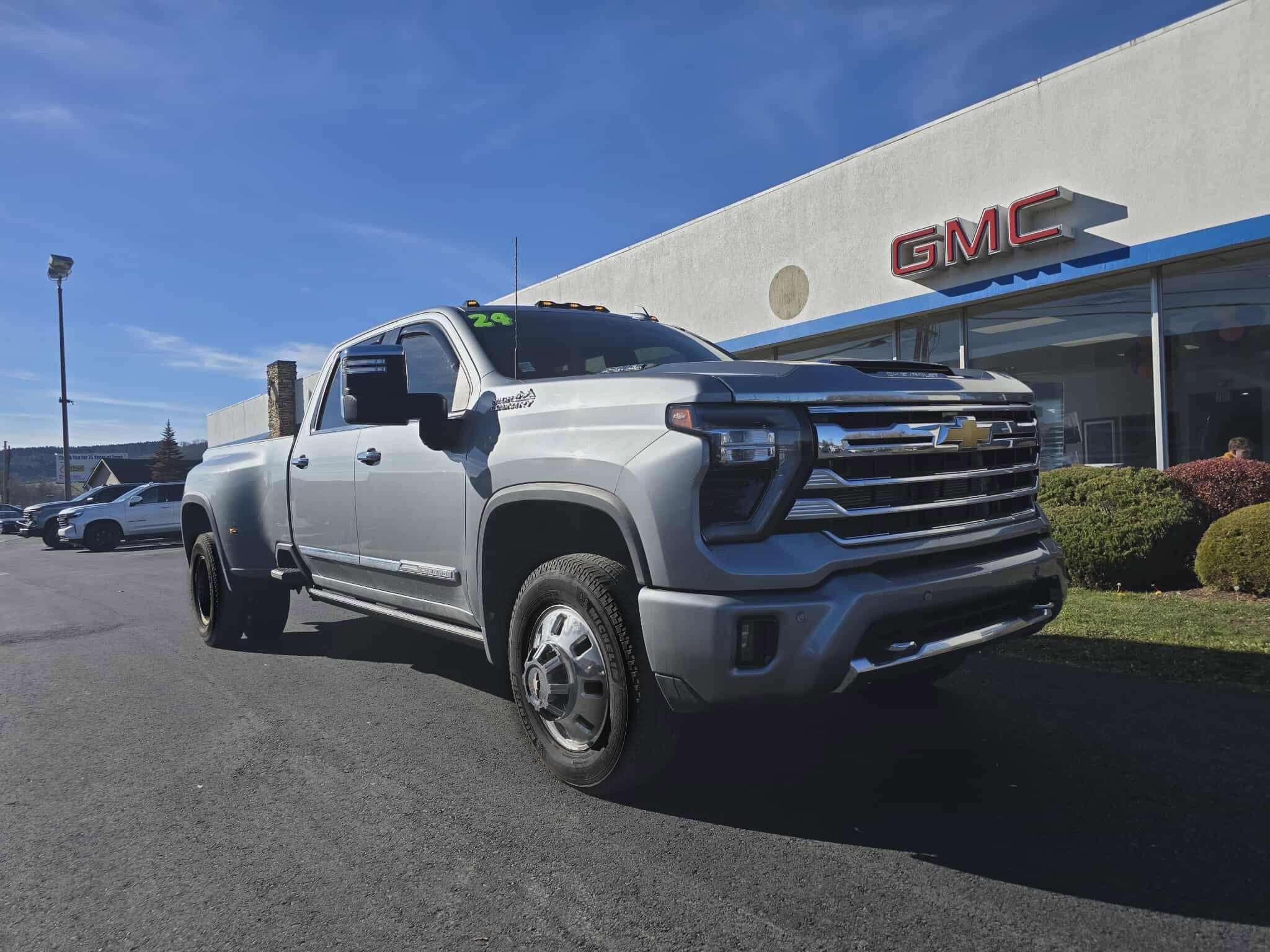 2024 Chevrolet Silverado 3500 HD High Country DRW