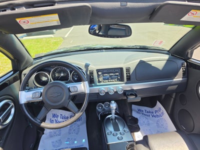 2004 Chevrolet SSR LS