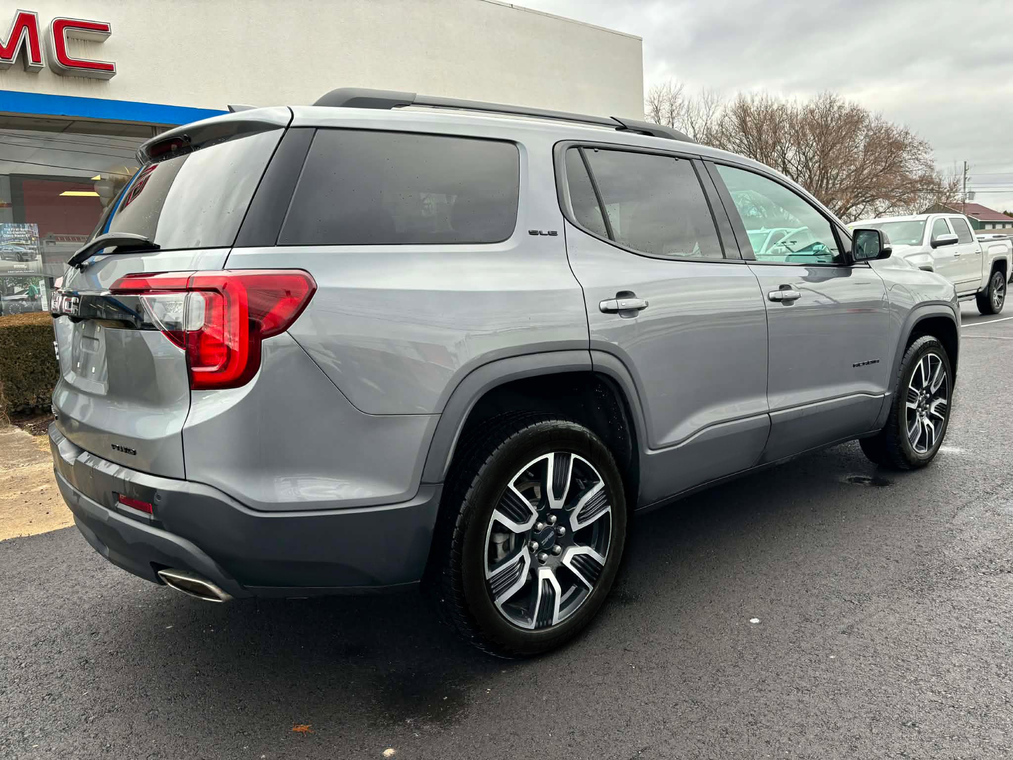 2021 GMC Acadia SLE