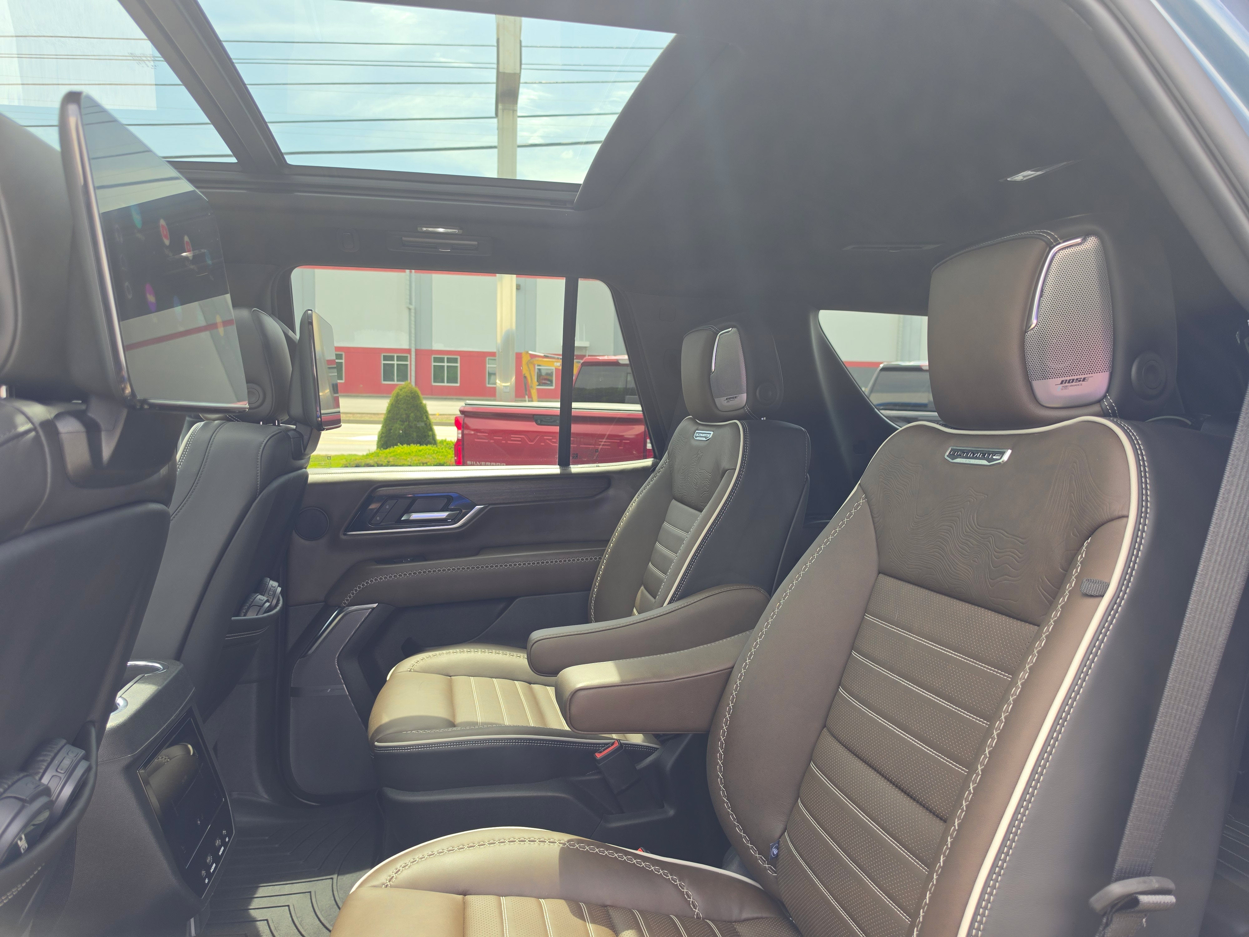 2025 GMC Yukon Denali Ultimate