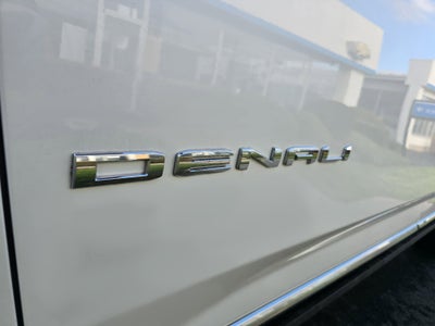 2022 GMC Yukon XL Denali