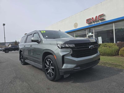 2023 Chevrolet Suburban RST